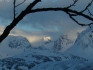 auch das ist Norwegen: Schneebedeckte Berge